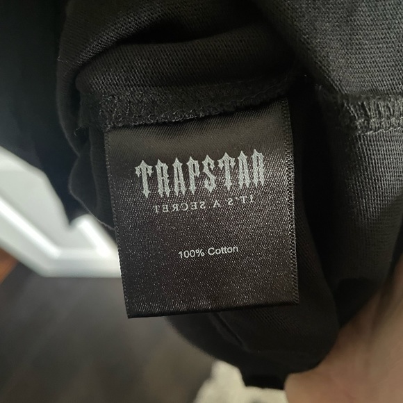 TRAPSTAR It’s A Secret Tee Size Large - Picture 4 of 5